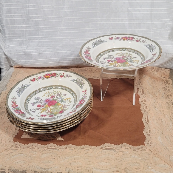 Paragon Fine Bone China \